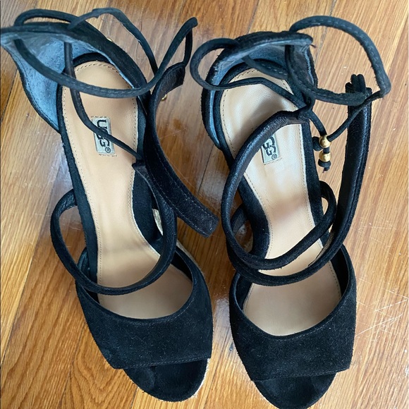 UGG heels - Picture 6 of 6